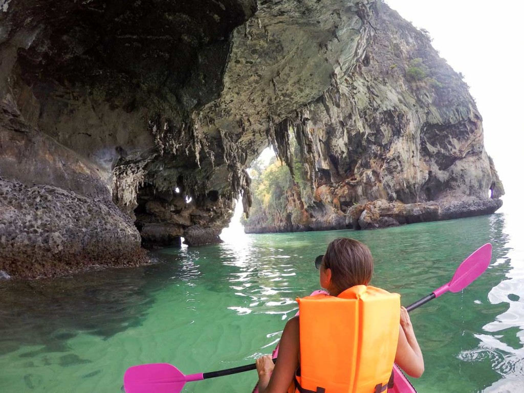 The Thai Islands are the paradise for sport enthusiasts! You can swim and go kayaking close to giant rocks.