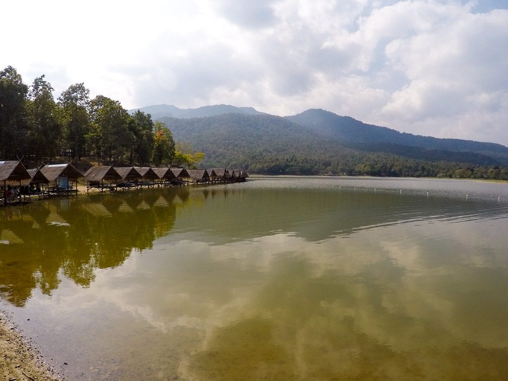 What to do in Chiang Mai on a sunny day? Refresh yourself at Huay Tung Tao lake.
