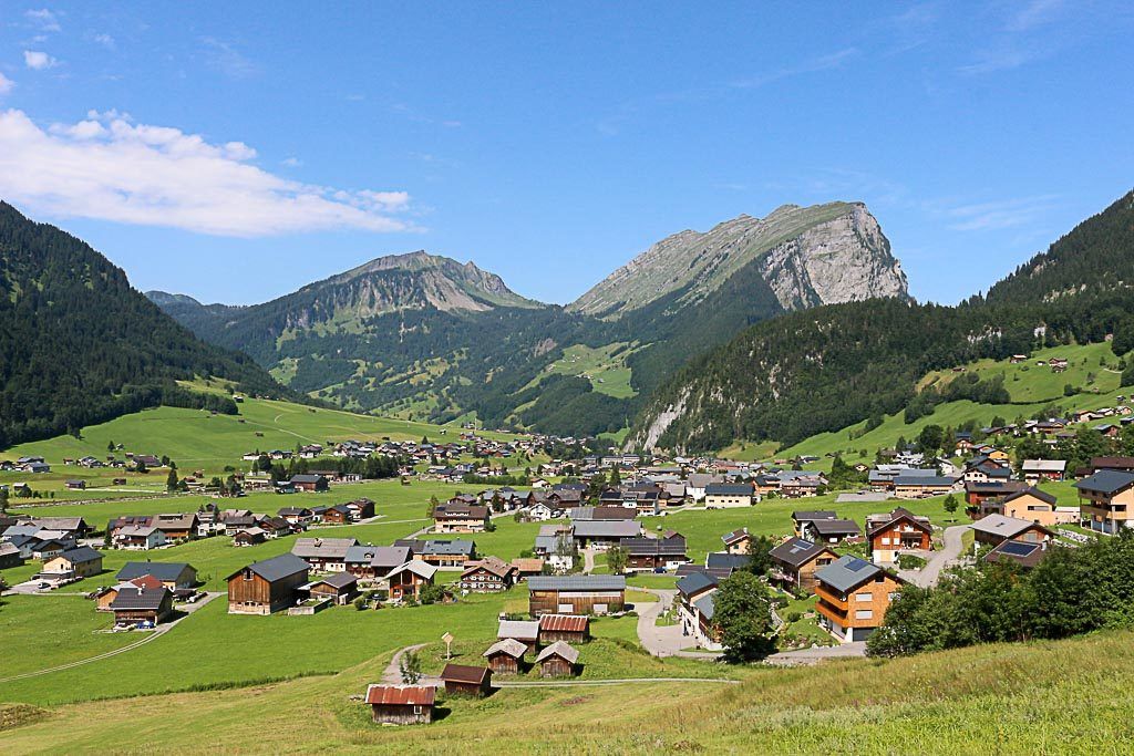 Dica do que fazer em Vorarlberg, uma região linda nas montanhas da Áustria.