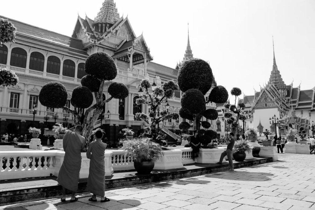 O que você precisa saber para viajar para a Tailândia em outubro e participar da cerimônia de cremação do rei.