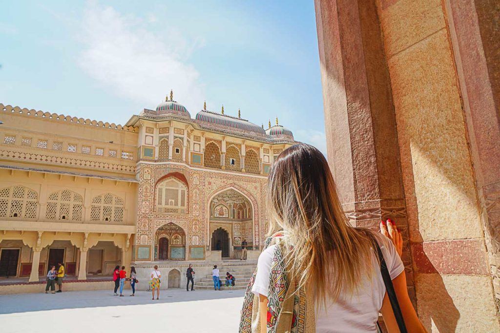 Visiting Jaipur and the Amber Fort was the best way to start our Palace on Wheels trip, the whole itinerary is packed with all the best attractions in Rajasthan and Agra.