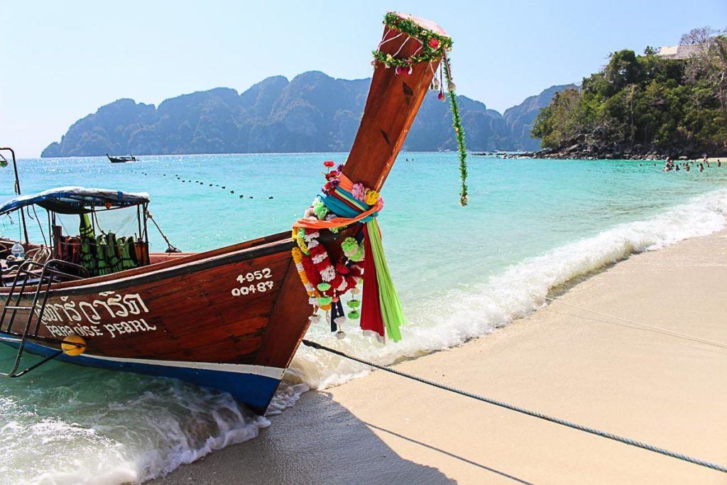 tour boats in Phi Phi Island