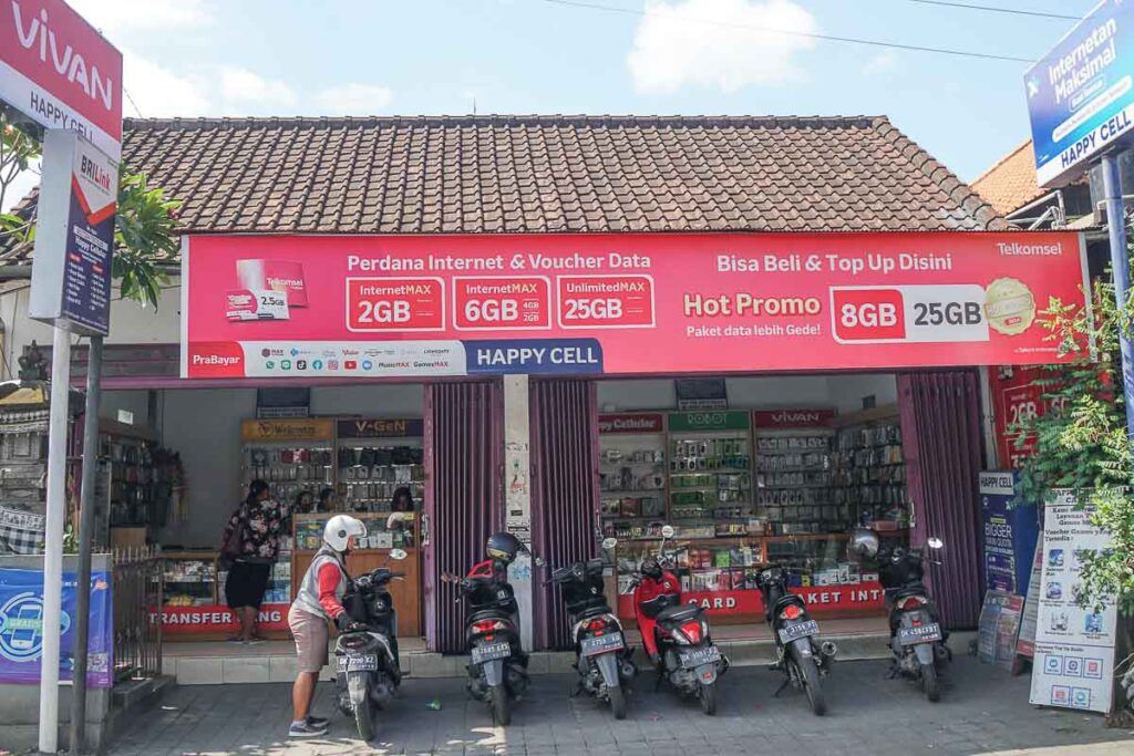 A typical shop in Bali that sells SIM cards, internet top-ups, and gadgets for your phone. 